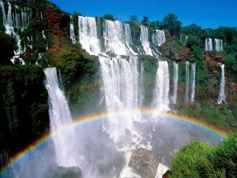 De Cómo Nacieron las Cataratas del Iguazú