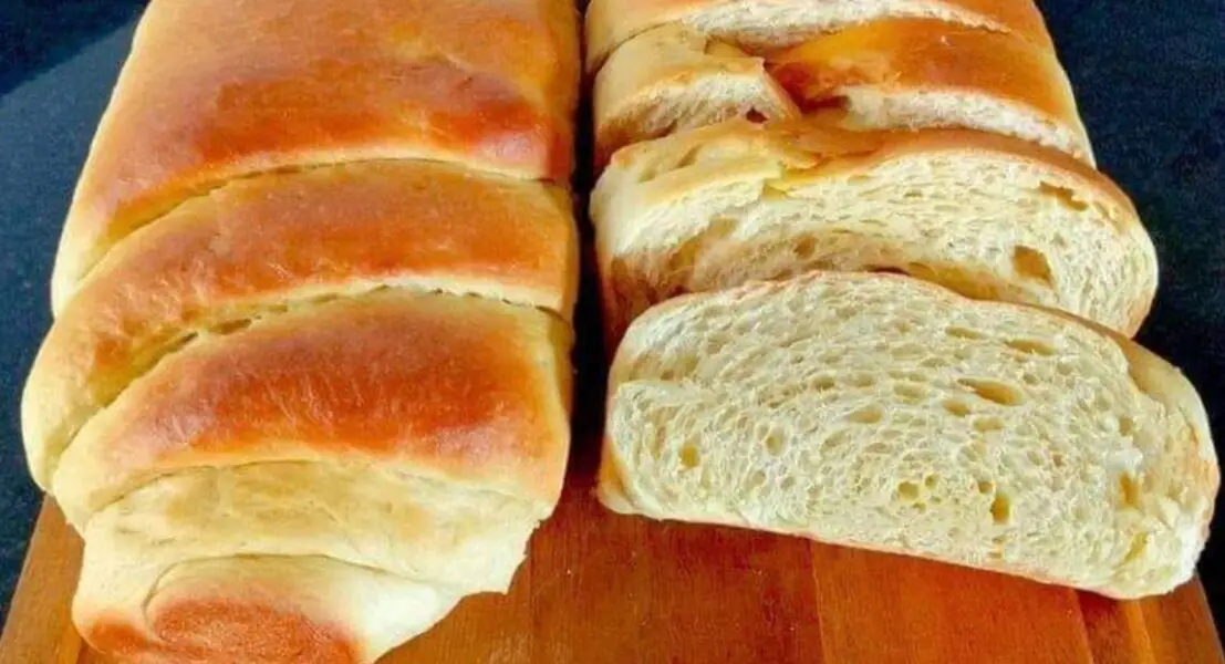 Práctico pan de manteca esponjoso y fácil de hacer, ideal para acompañar unos ricos mates