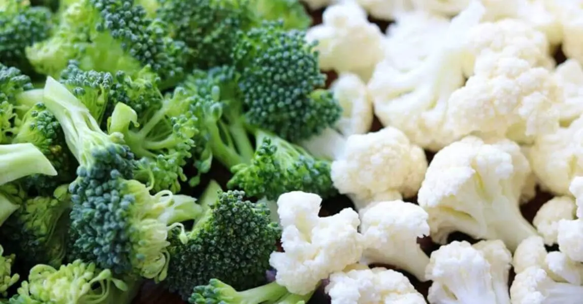 Estudios afirman que brócoli y coliflor ayudan a eliminar la grasa del hígado