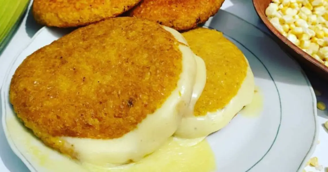 Arepa De Choclo O Maíz Con Queso Prepáralas Esponjosas Para Un ...