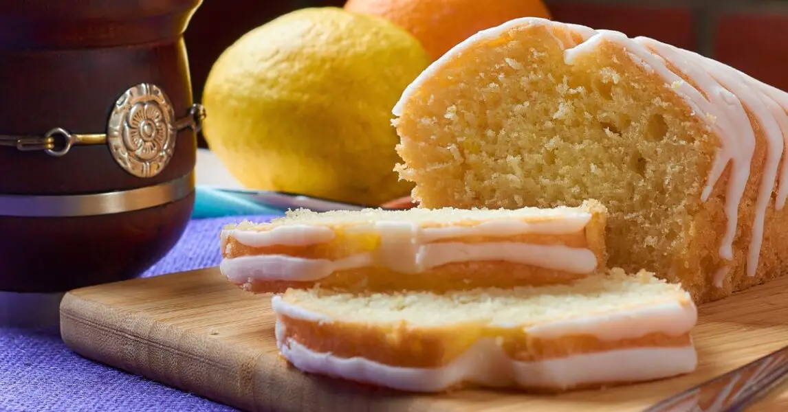 Budín de limón con aceite en licuadora
