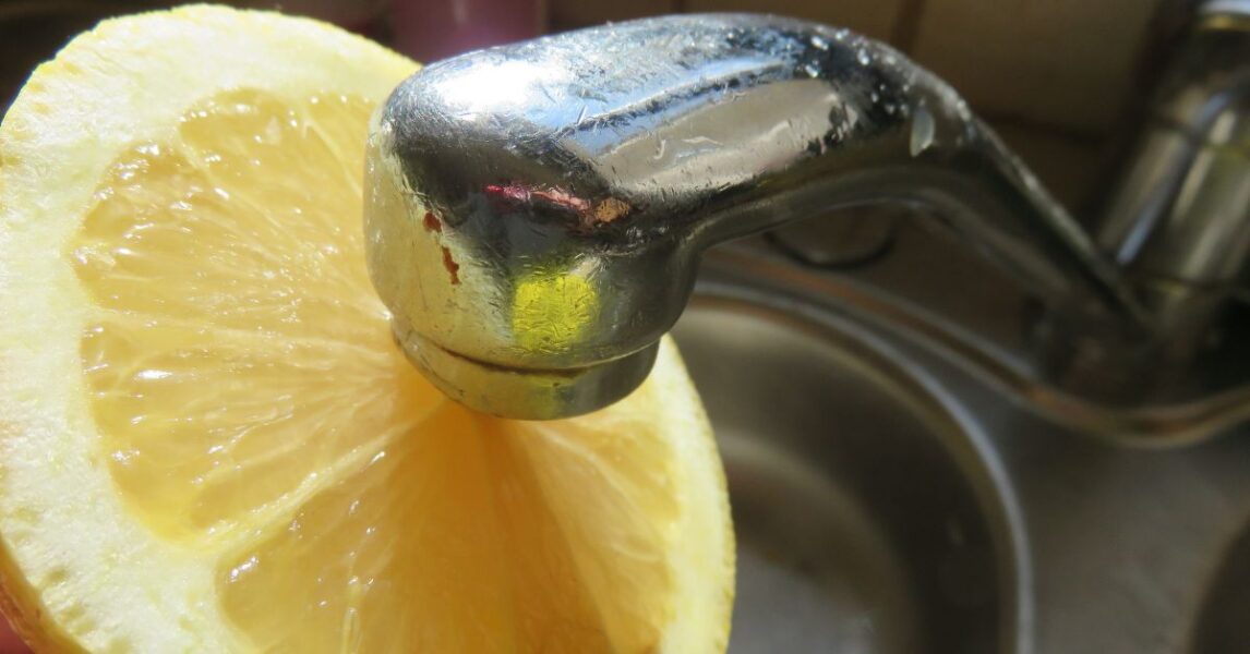 Elimina las energías negativas con limón