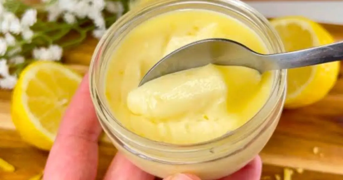 Imperdible receta de crema de limón ¡sin huevos y sin harina!