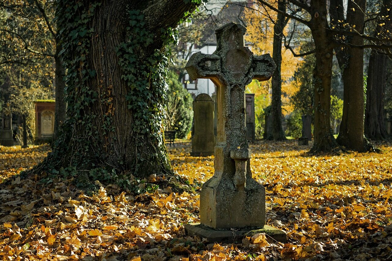 autumn, cemetery, cross, fall, graveyard, fallen leaves, tomb, tombstone, churchyard, memorial