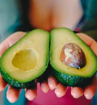 Semilla de aguacate para el cabello: propiedades, beneficios y cómo prepararla en casa