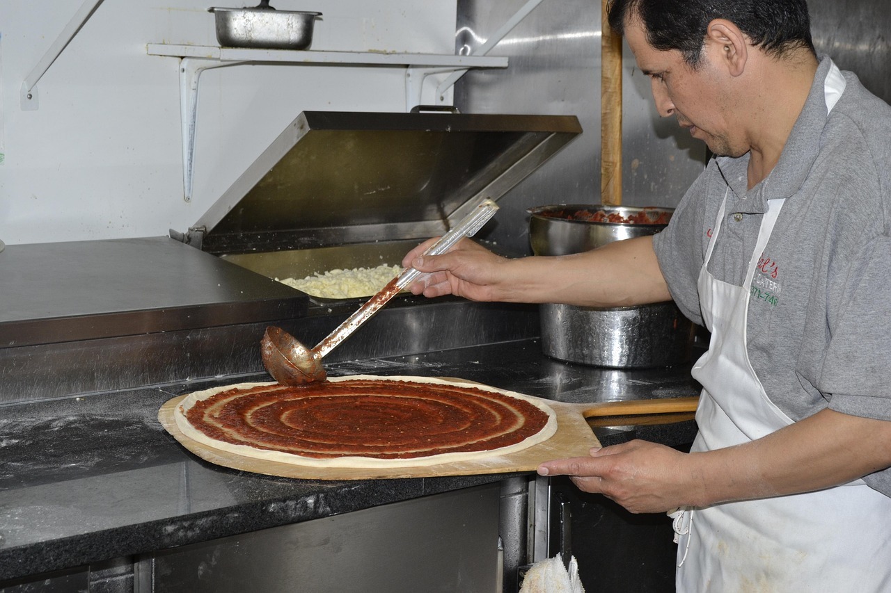 Cómo hacer masa de pizza sin amasar: receta paso a paso