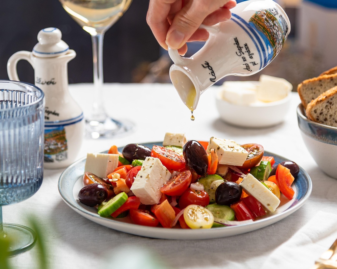 Ensalada campera tradicional: receta paso a paso con papas, atún y huevo