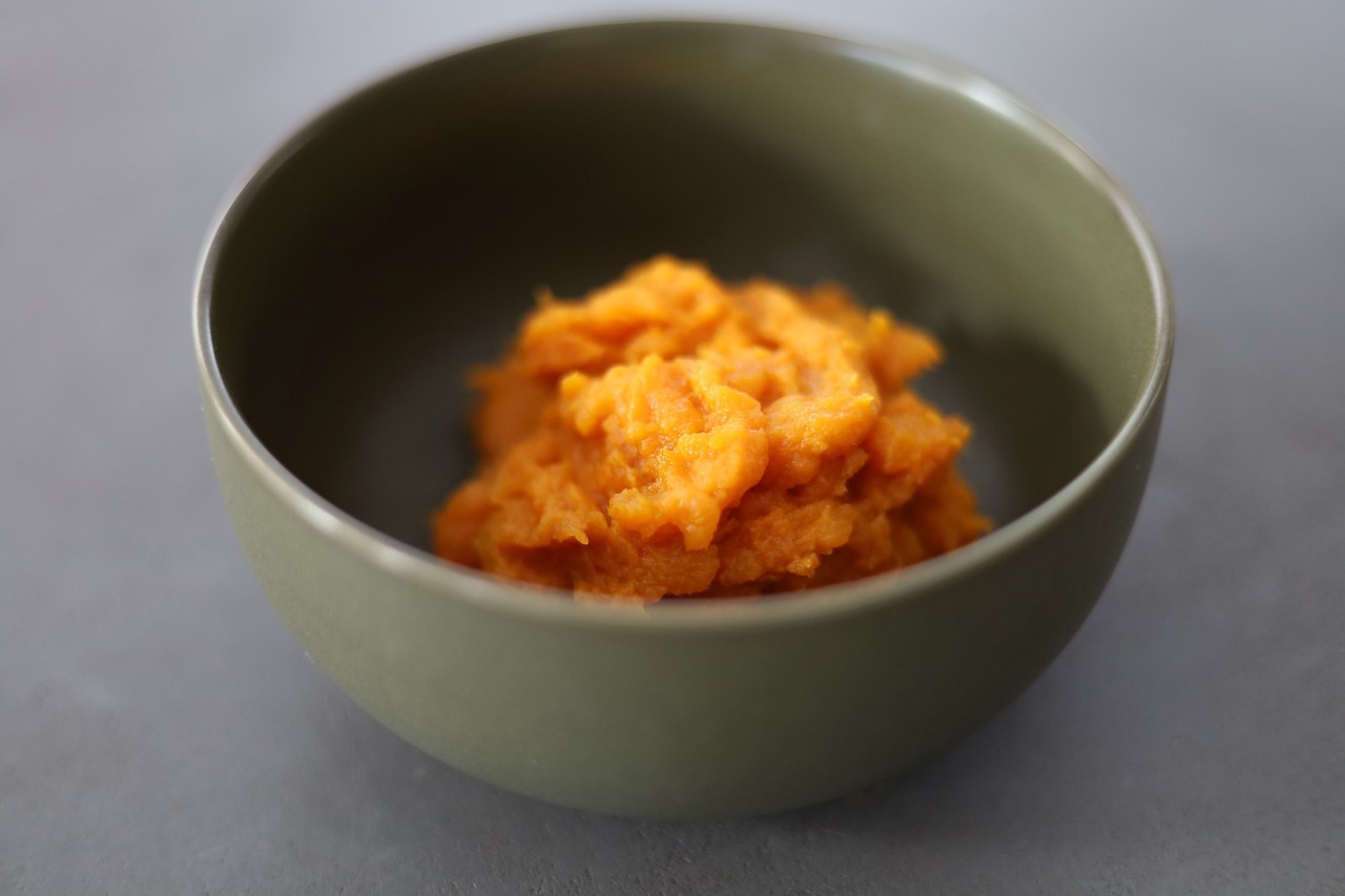 Cómo usar la batata (camote) como fertilizante natural para orquídeas con brotes fuertes