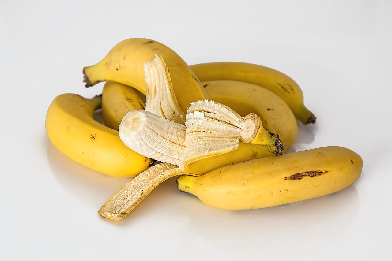 Queque de Plátano Casero: Receta Fácil para un Bizcocho Esponjoso y Aromático