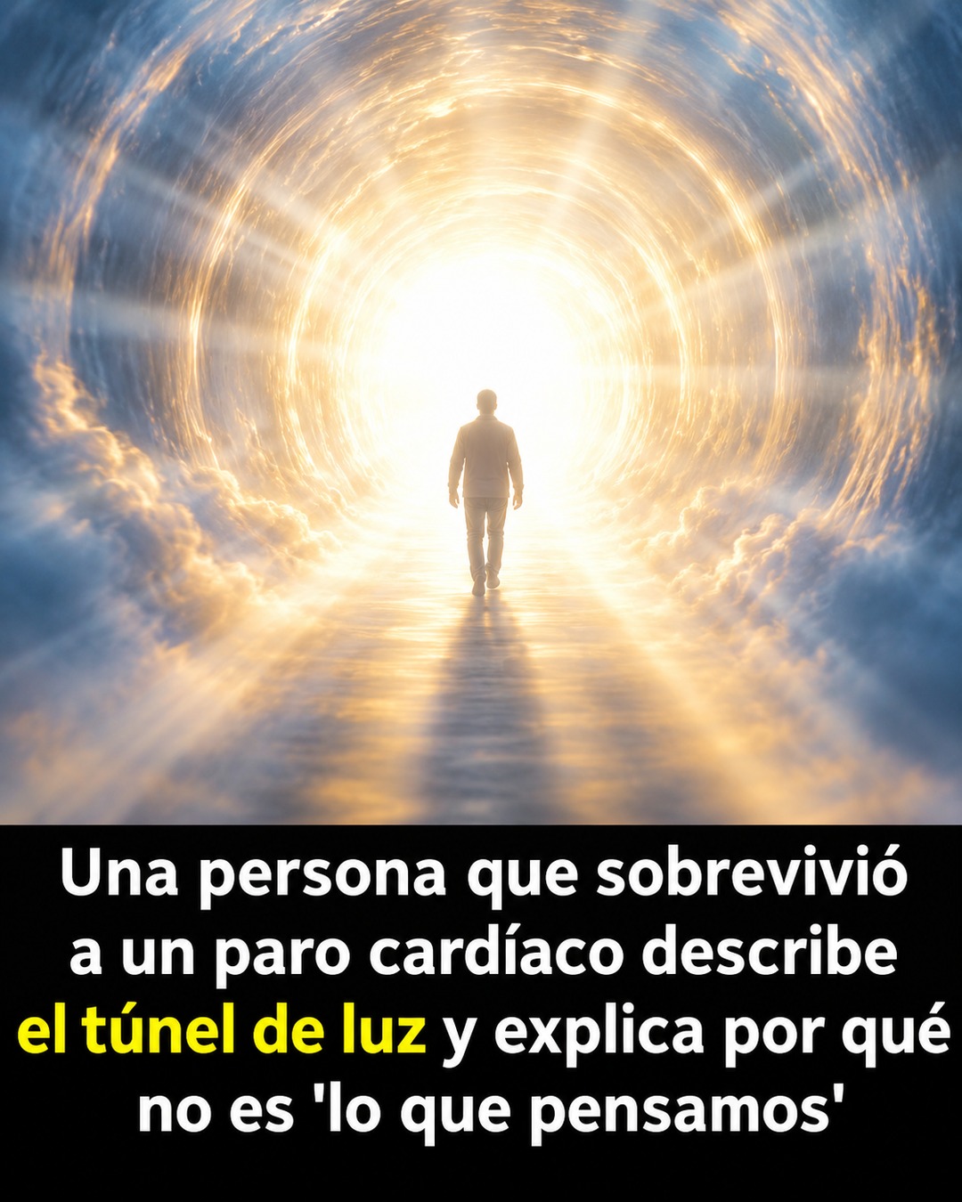 Persona caminando hacia una luz intensa entre las nubes